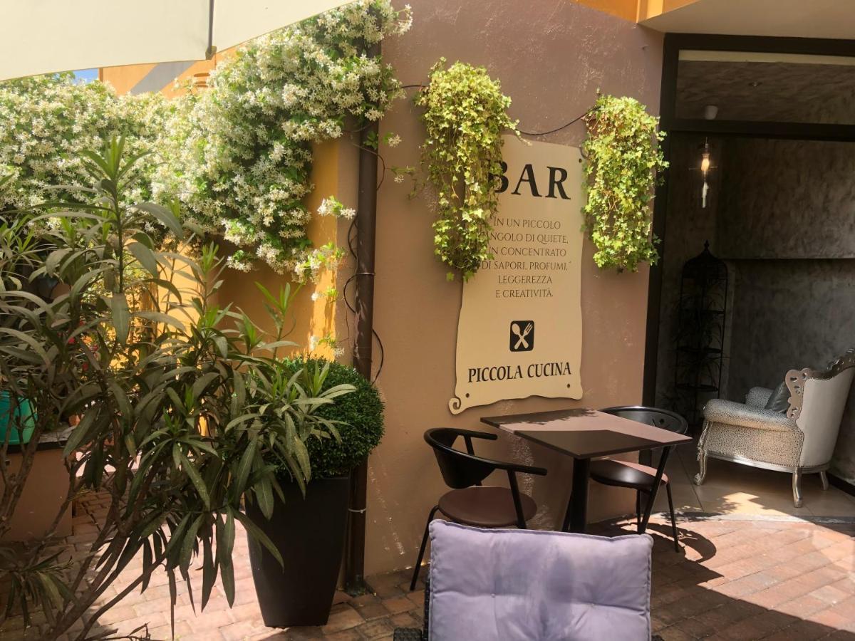 Hotel Del Corso 보르고마네로 외부 사진